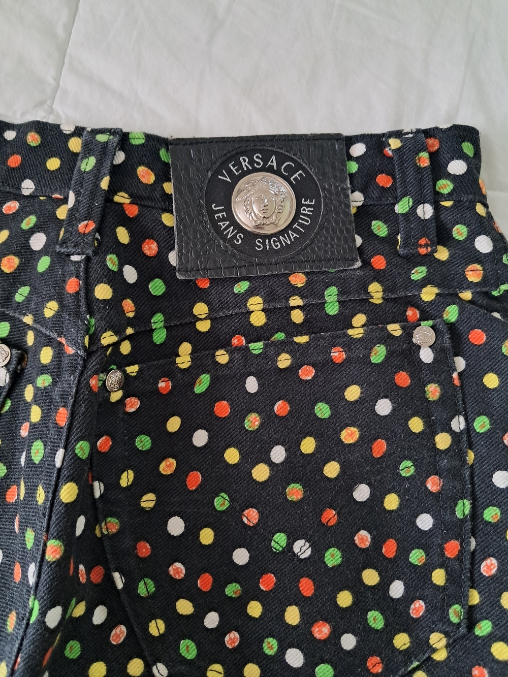 Authentic Versace Black High-Rise Jeans with Multicolor Polka Dot Print - Picture 10 of 13